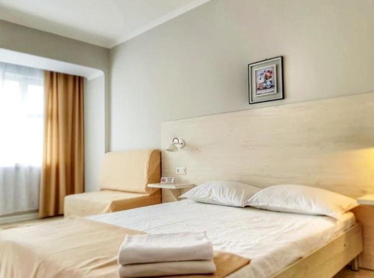 Sky Hotel Biskek Kültér fotó