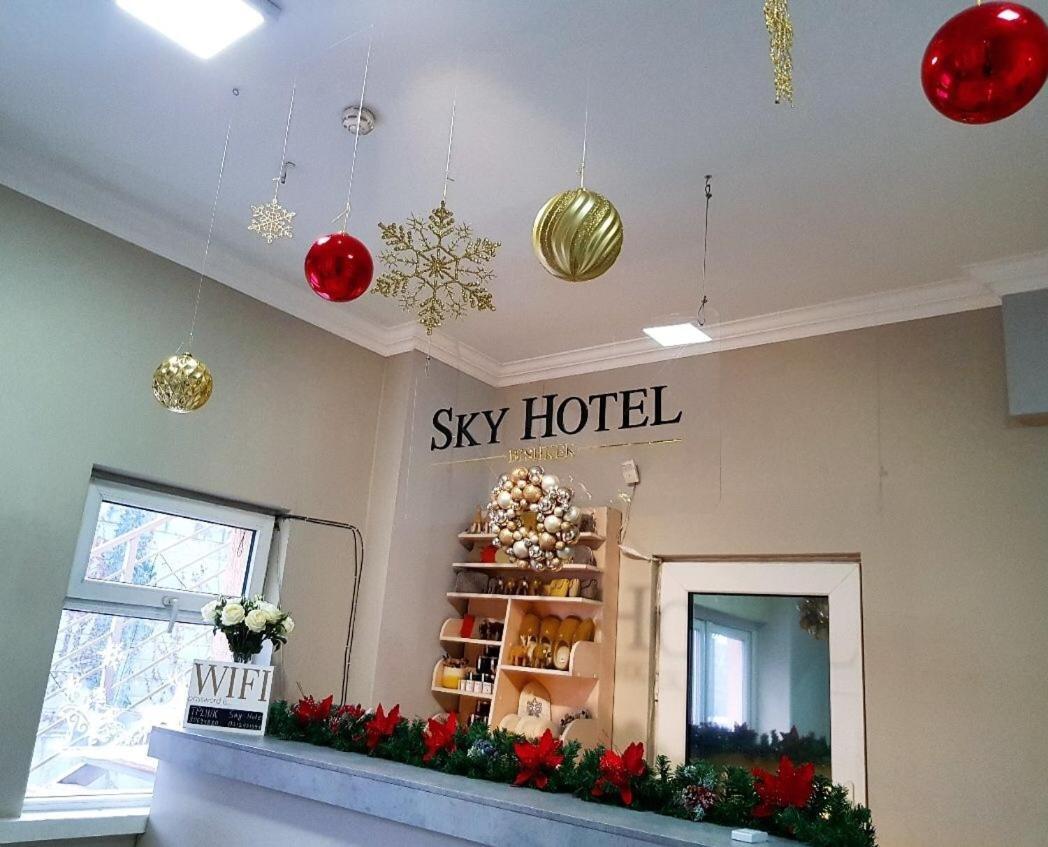Sky Hotel Biskek Kültér fotó
